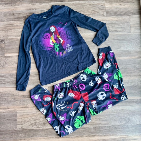 Disney Nightmare Before Christmas Sally Pajama Set Women’s Small - Picture 3 of 6
